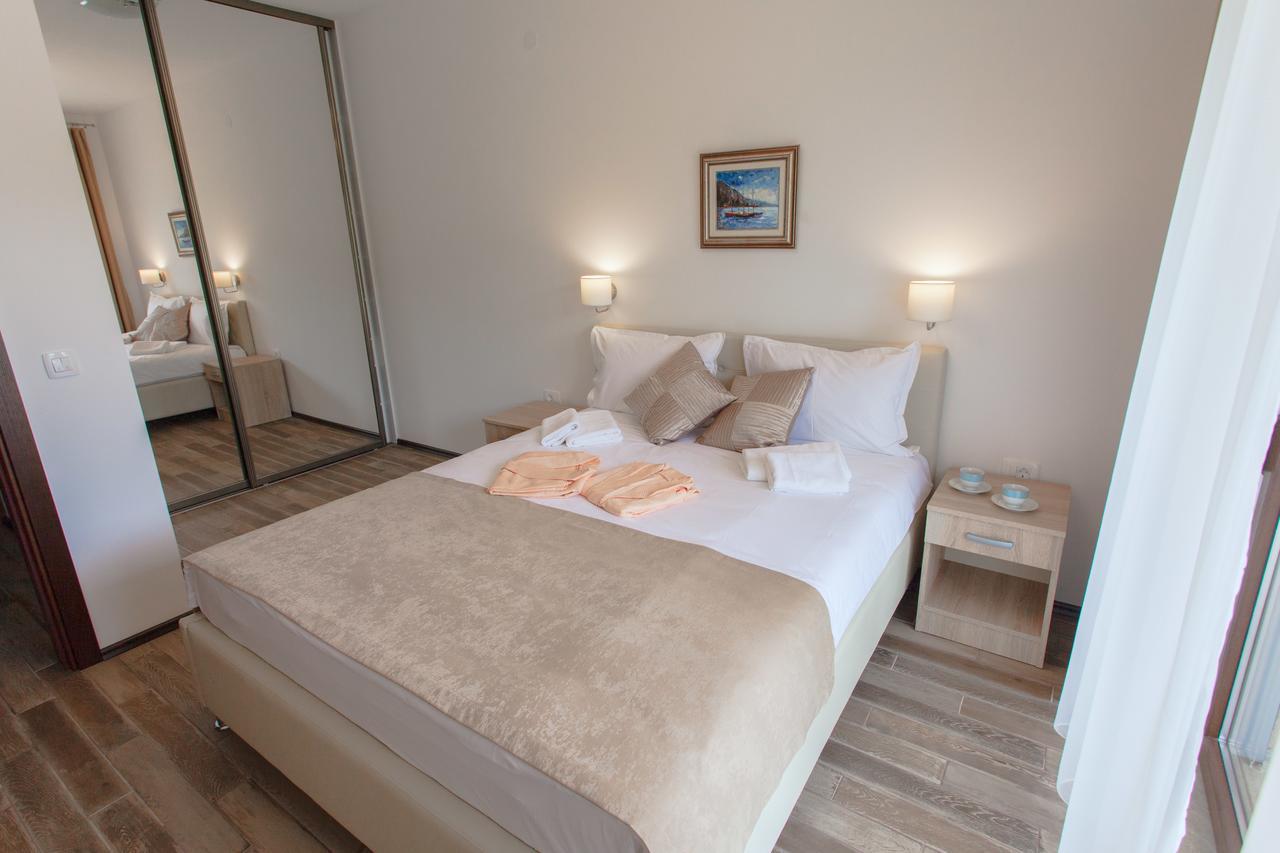 Ferienwohnung Rosmarino Sveti Stefan Exterior foto