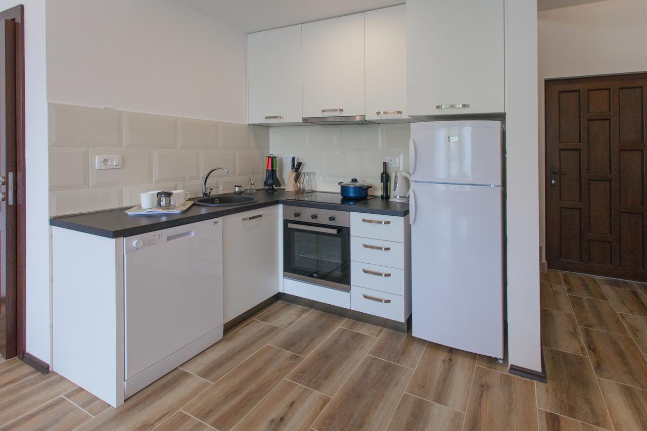 Ferienwohnung Rosmarino Sveti Stefan Exterior foto