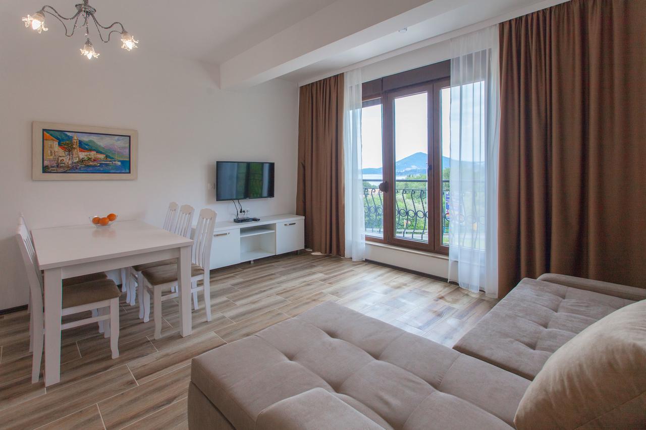 Ferienwohnung Rosmarino Sveti Stefan Exterior foto