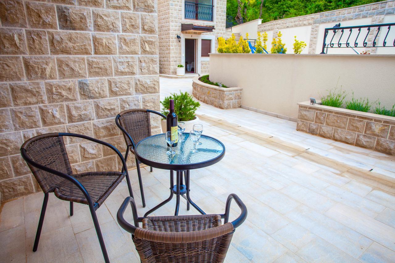 Ferienwohnung Rosmarino Sveti Stefan Exterior foto