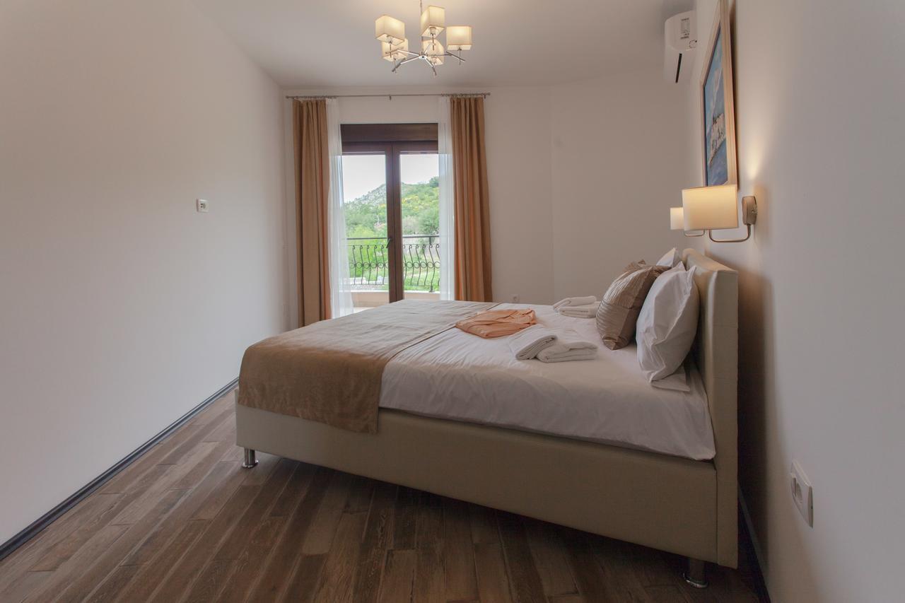 Ferienwohnung Rosmarino Sveti Stefan Exterior foto
