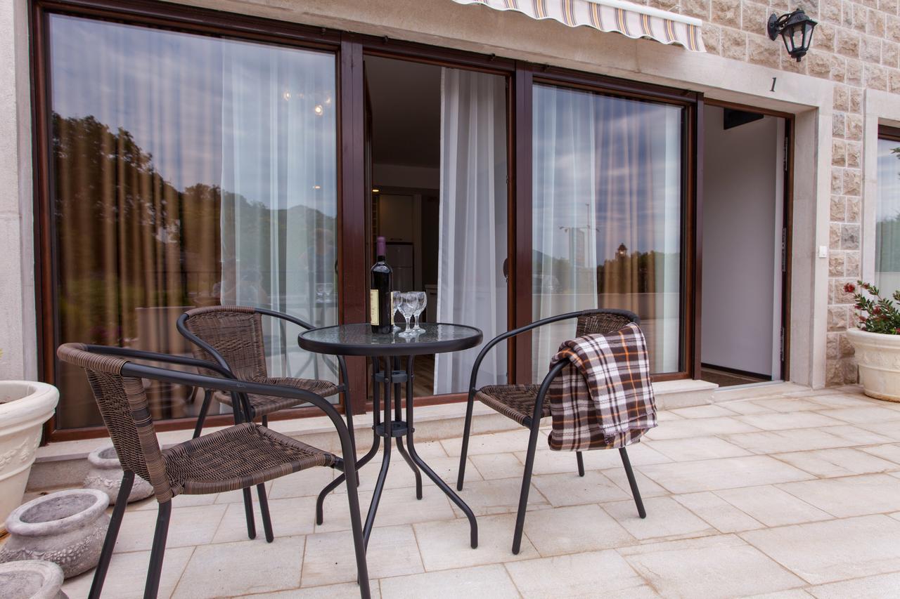 Ferienwohnung Rosmarino Sveti Stefan Exterior foto