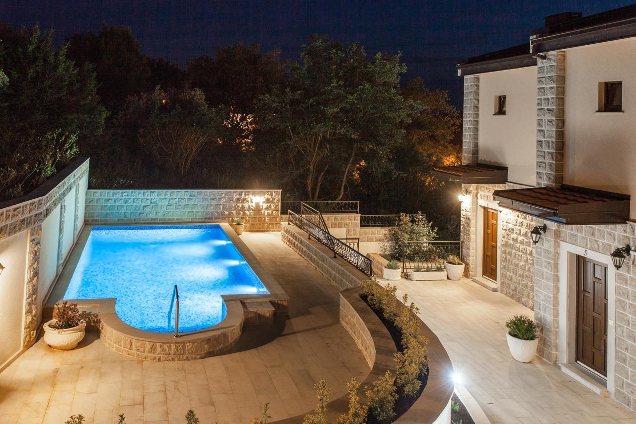 Ferienwohnung Rosmarino Sveti Stefan Exterior foto